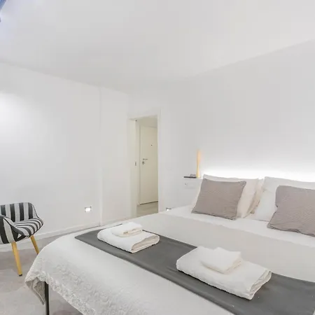 Modena's Graffiti House In The Heart Of Movida Apartment *
