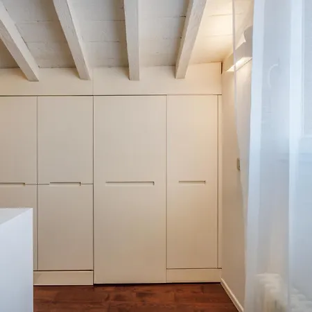 Modena's Graffiti House In The Heart Of Movida * Módena